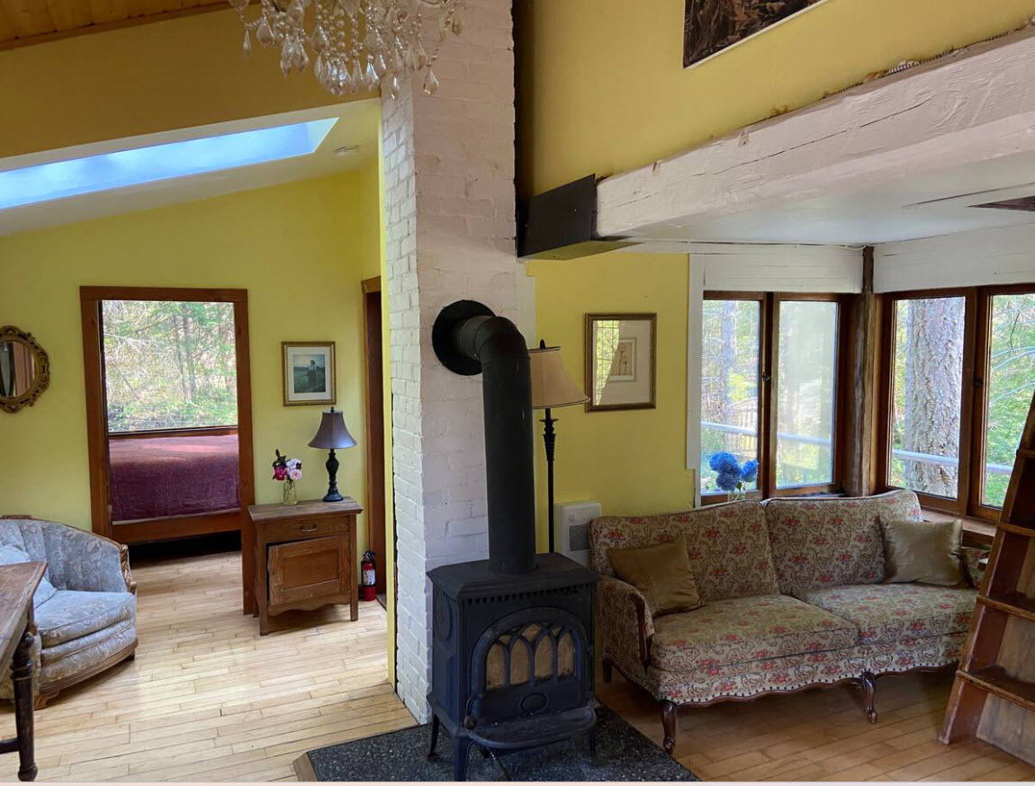 Arbutus Retreat Image 4 2025-08-05